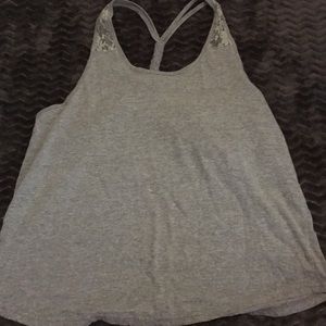 gray tank top
